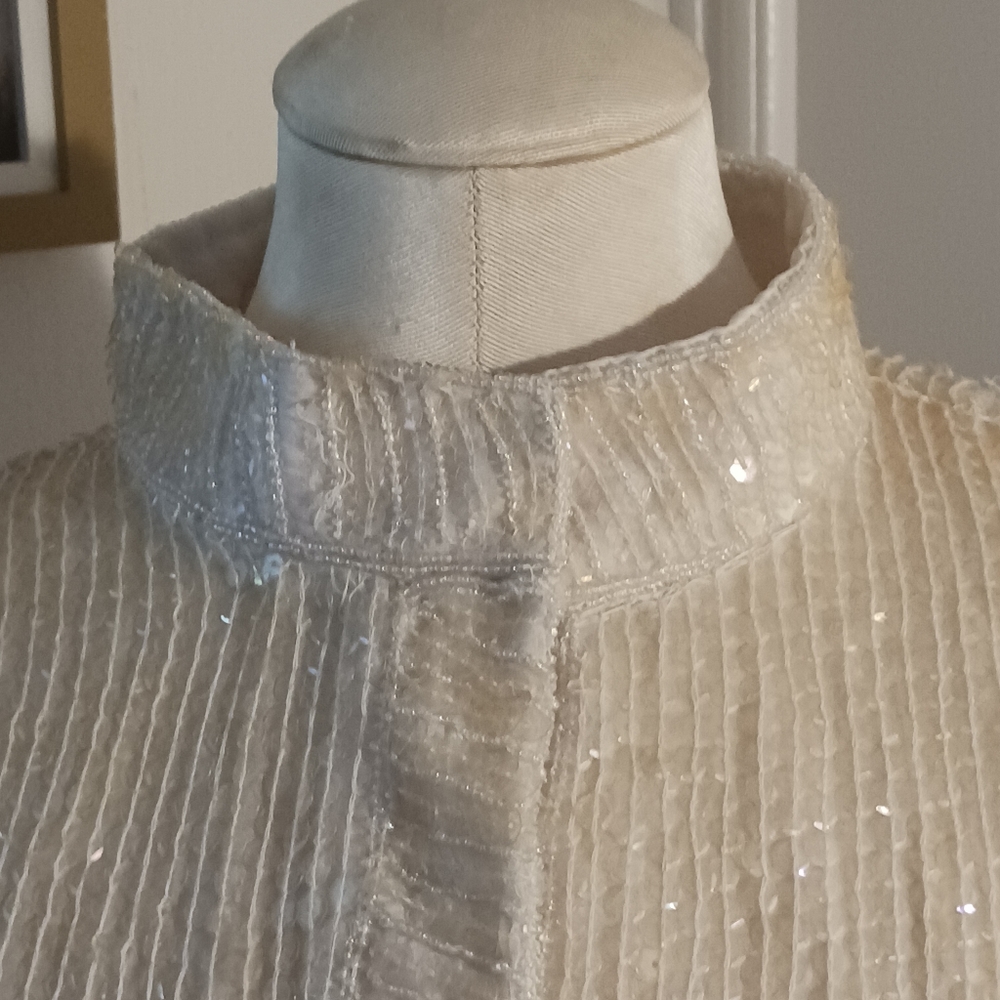 Cache silk jacket. - Picture 3 of 6